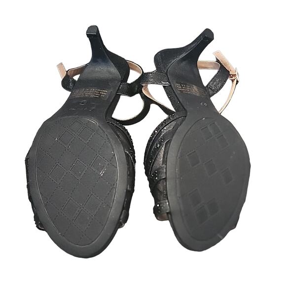 DreamPairs Black Nina 2" Heels. Size 8.5 - Picture 6 of 6